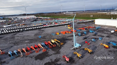 2007 Potain IGO32 Tri/A Self-Erecting Beweglicher Turmkran