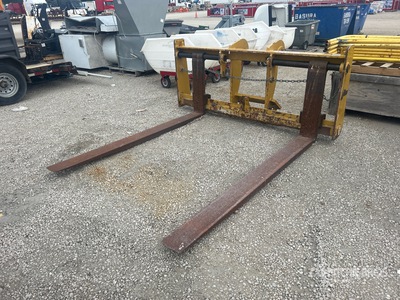 95 in 28400 lb Wheel Loader Forks