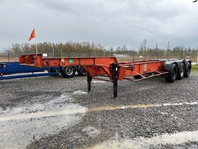 Fruehauf Tri/A Container Trailer