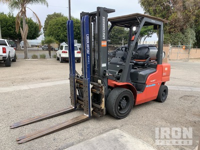 UniCarriers PF60 4690 lb Pneumatic Tire Heftruck