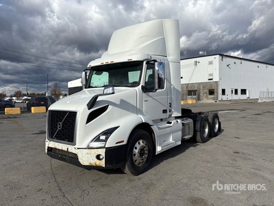 2019 Volvo VNR 6x4 T/A Day Cab Truck Tractor