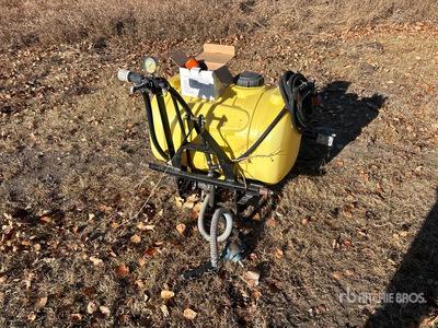 John Deere 10 ft 3 point Sprayer
