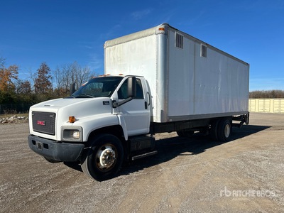 2007 GMC C7500 4x2 Moving Furgoneta caja cerrada