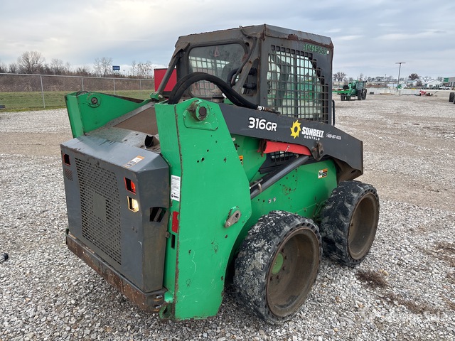 MINI CARGADOR SOBRE RUEDAS 2021 JOHN DEERE STEER