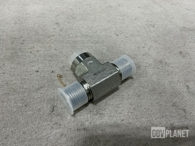 (70) SAE SAE J514 8-8-8 140427SA Pipe Tees