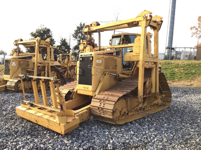 Cat D6N Pipelayer