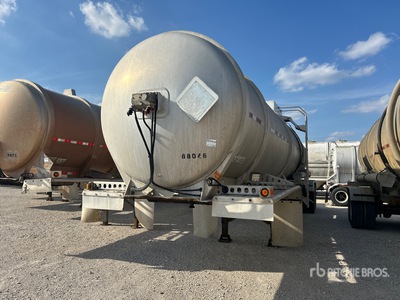 1997 Trailmaster 8400 gal T/A Tanker Trailer