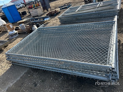 Quantity of (9) 10 ft x 7 ft Chain Link Zaun