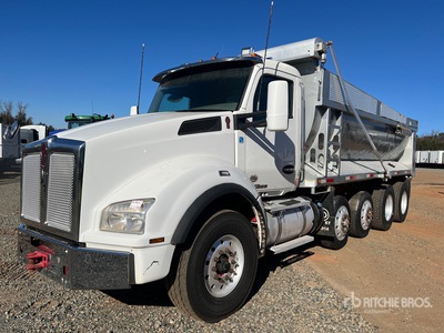 2018 Kenworth T880 10x4 Camion à benne basculante Quad/A
