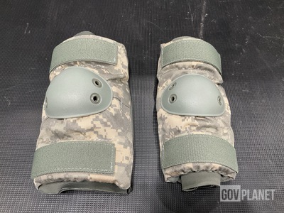 (1,740) Pairs of Elbow Pads