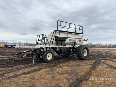 2013 Bourgault 6450 450 bu Tow-Behind Air Cart