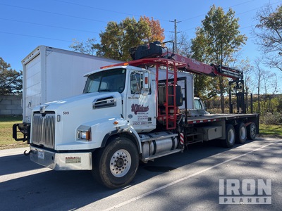 Fassi F360SE 7250 lb Knuckle Boom on 2015 Western Star 4700SB 8x4 Boom Truck