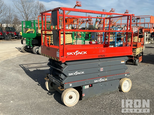 ELEVADOR TIJERA 2015 SKYJACK SJIII4626