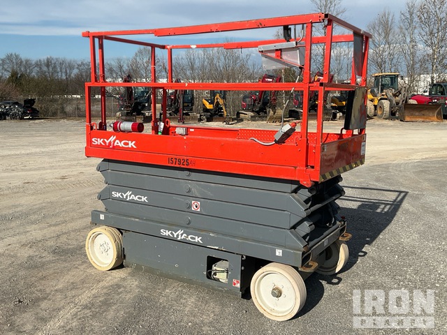 ELEVADOR TIJERA 2015 SKYJACK SJIII4626