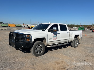 2016 Chevrolet Silverado 2500HD High Country 4x4 Crew Cab Pick-up