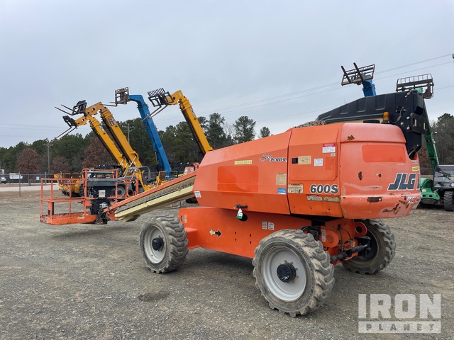 ELEVADOR TELESCóPICO 2017 JLG 4WD 600S