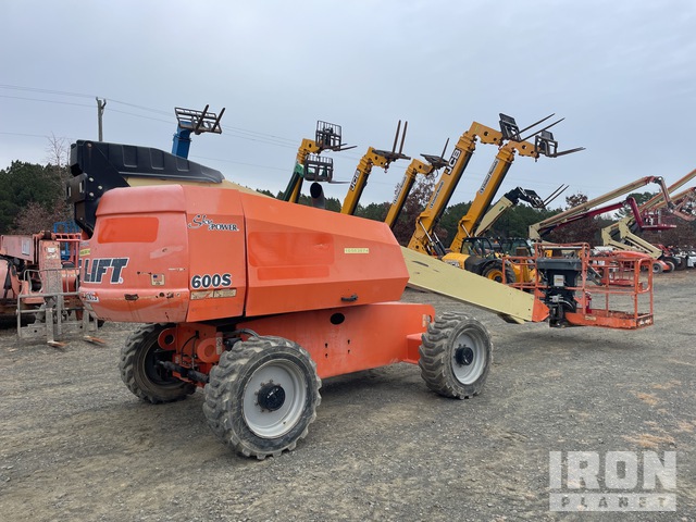 ELEVADOR TELESCóPICO 2017 JLG 4WD 600S