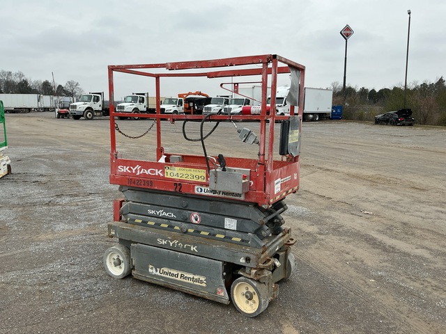 2015 Skyjack SJIII3219 Electric Scissor Lift 2015 Skyjack SJIII3219 Electric Scissor Lift