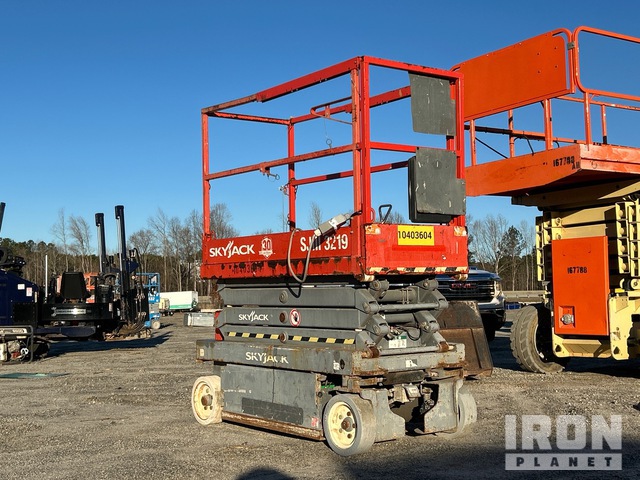 ELEVADOR TIJERA 2015 SKYJACK SJIII3219