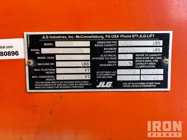 ELEVADOR TELESCóPICO 2015 JLG 4WD 800S