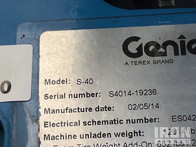 ELEVADOR TELESCóPICO 2014 GENIE 4WD S40