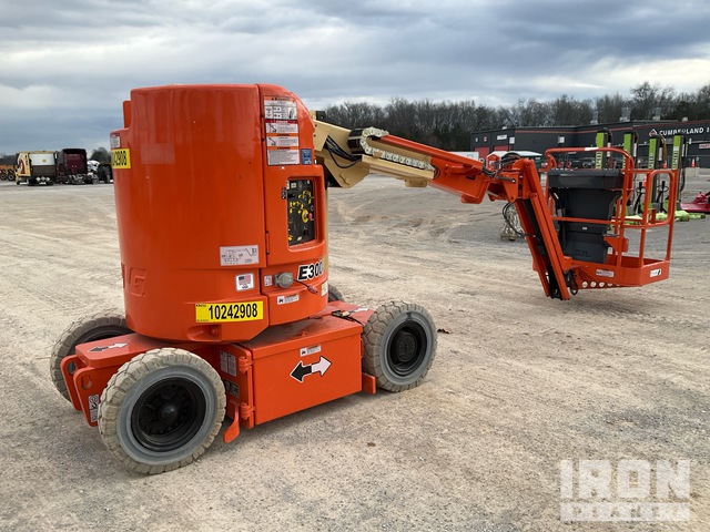 ELEVADOR ARTICULADO 2014 JLG E300AJP