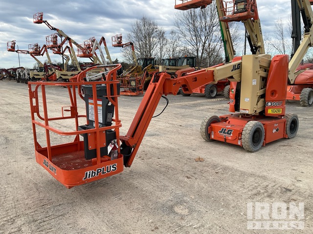 ELEVADOR ARTICULADO 2014 JLG E300AJP