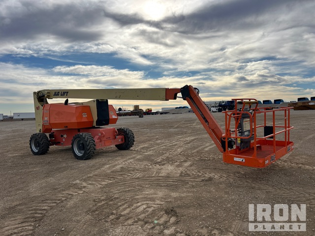 ELEVADOR ARTICULADO 2014 JLG 4WD 800AJ