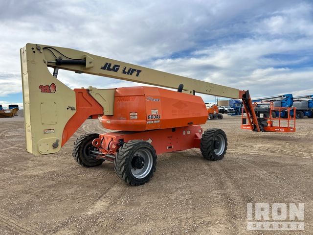 ELEVADOR ARTICULADO 2014 JLG 4WD 800AJ