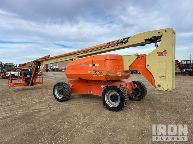 ELEVADOR ARTICULADO 2014 JLG 4WD 800AJ