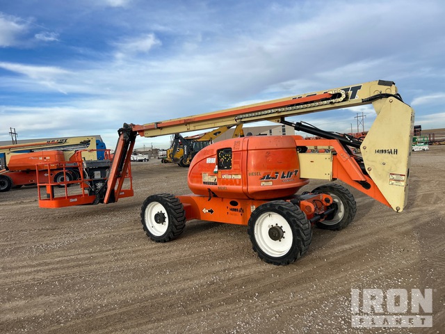 ELEVADOR ARTICULADO 2014 JLG 4WD 600AJ