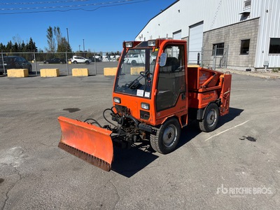 2001 Holder C240 Sidewalk Plow