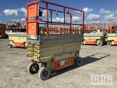 2014 JLG 2630ES Electric Scissor Lift