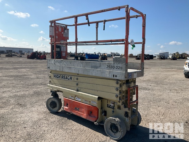 ELEVADOR TIJERA 2014 JLG 2630ES