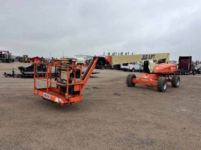 2014 JLG M600JP 4WD Diesel Articulating Boom Lift