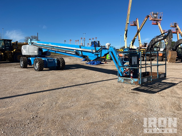 ELEVADOR ARTICULADO 2014 GENIE 4WD S125