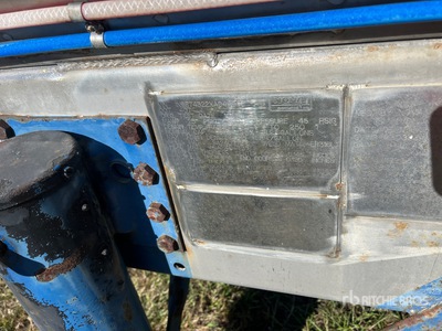 1999 Red Ewald, Inc Tank 5000 Gallon Tanker Trailer