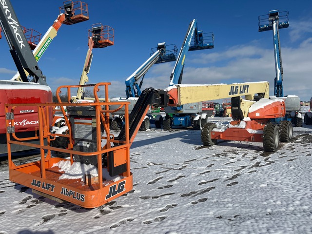 2014 JLG M600JP 4WD Hybrid Articulating Boom Lift 2014 JLG M600JP 4WD Hybrid Articulating Boom Lift