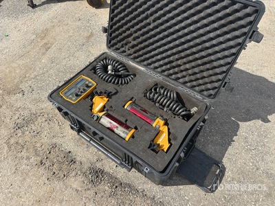 Topcon Electric Grading Laser Attrezzatura per misurazioni laser e GPS