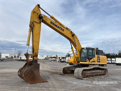 2016 Komatsu PC490LC-11 Tracked Excavator