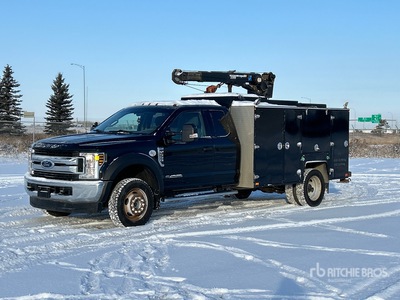 2019 Ford F-550 XLT 4x4 Extended Cab Camion de servicios