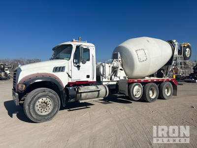 2010 Mack 10x4 Beton-Fahrmischer