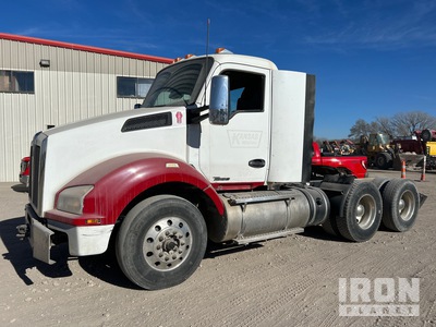2017 Kenworth T880 6x4 T/A Day Cab Truck Tractor