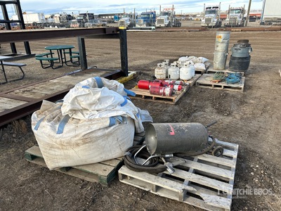 Maxus Sandblaster & Shop Supplies