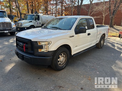 2015 Ford F-150 XL 4x2 Extended Cab Pickup