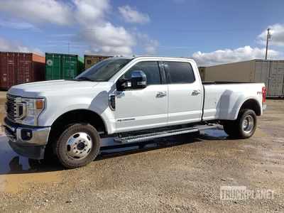 2021 Ford F-350 XLT 4x4 Crew Cab Pickup