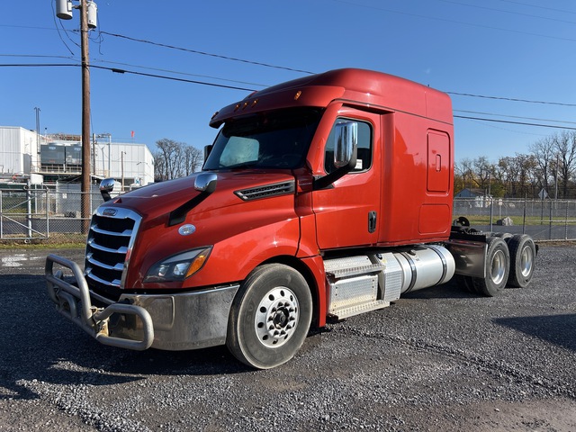 2022 Freightliner Cascadia 126 6x4 T/A Sleeper Truck Tractor