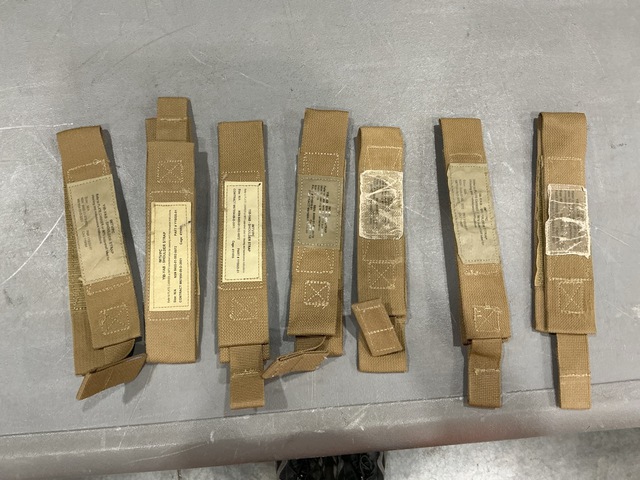 (5,648) Yib-Yab Shoulder Straps