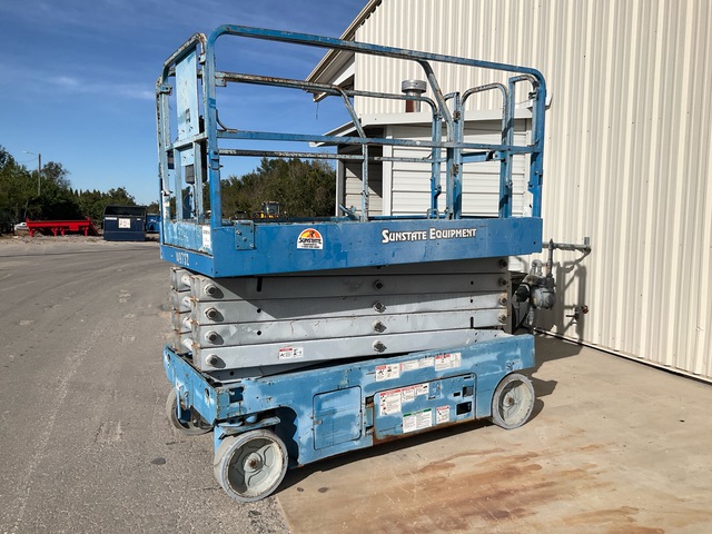 2016 Genie GS-3246 Electric Scissor Lift