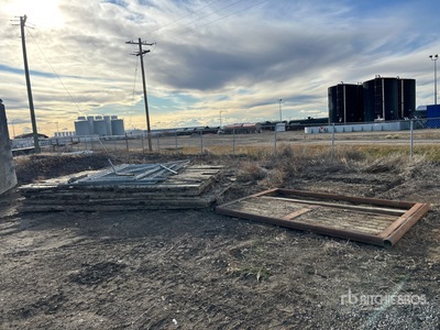 Quantity of (4) 14 ft x 8 ft Swamp クレーンマット